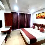 Hotel Shine Inn Couple Friendly Rohini West Metro Station